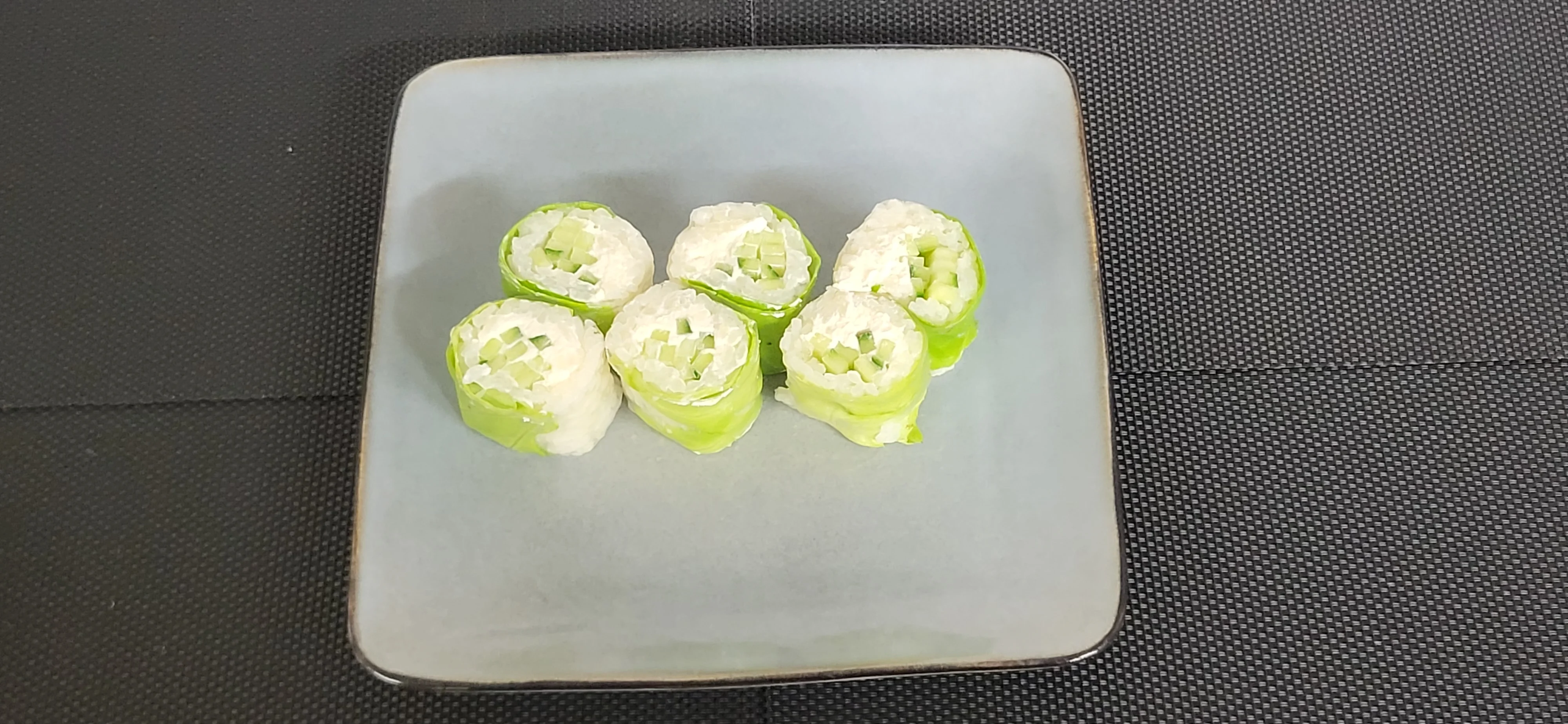Printemps fromage concombre