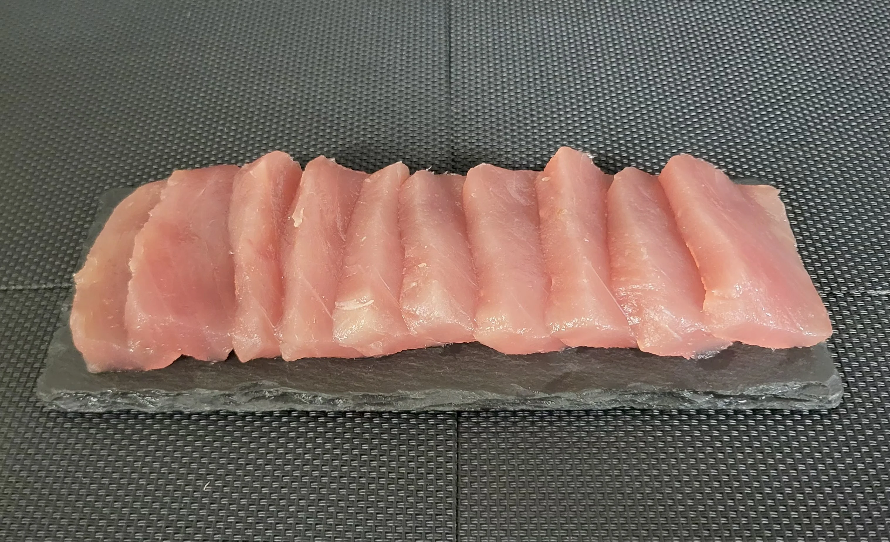 Sashimi thon (10 pièces)